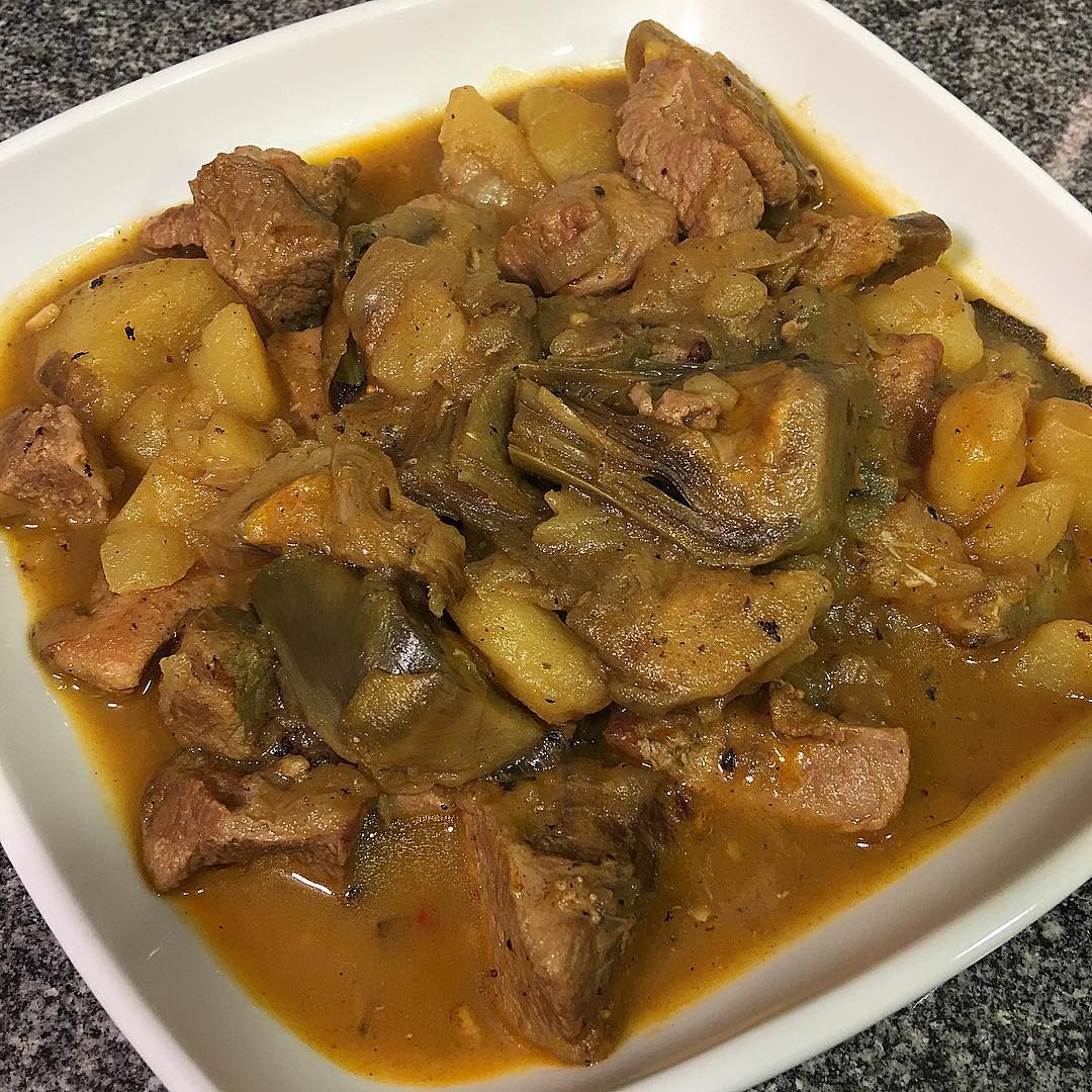 Pavo estofado con patatas y alcachofas "fit"