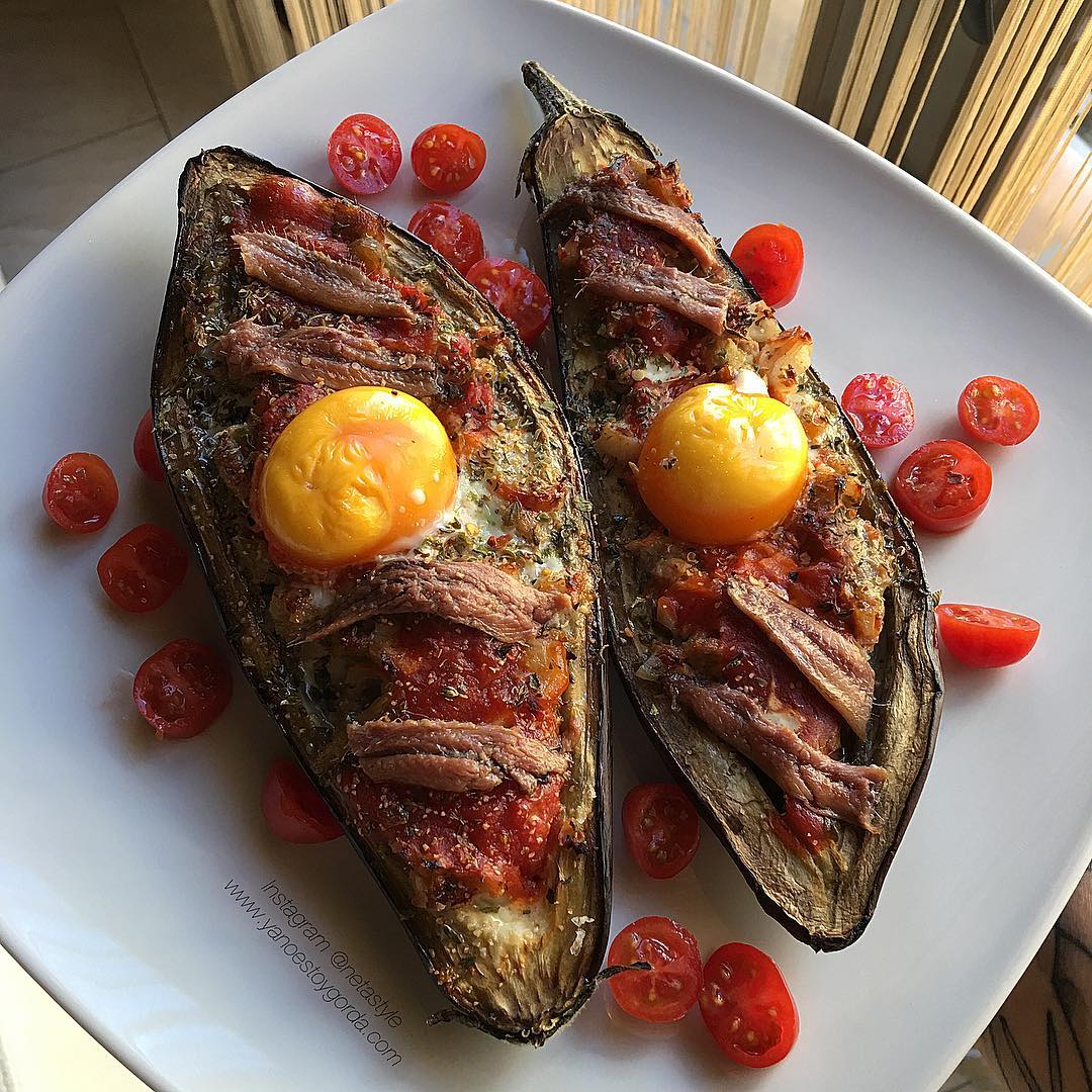 Berenjenas rellenas de atún, surimi y huevo "express"