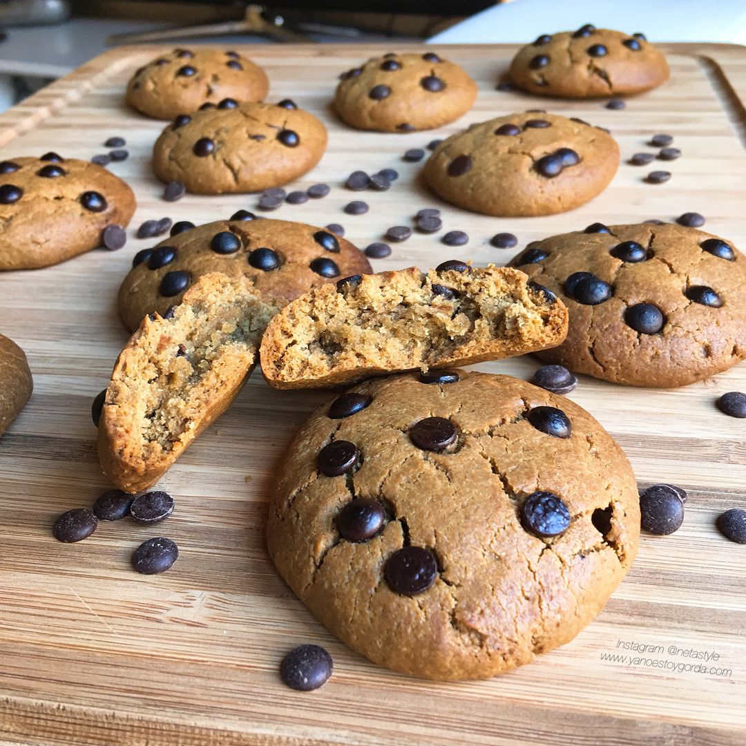 GALLETAS CON CHISPAS DE CHOCOLATE Galletas con chispas de chocolate