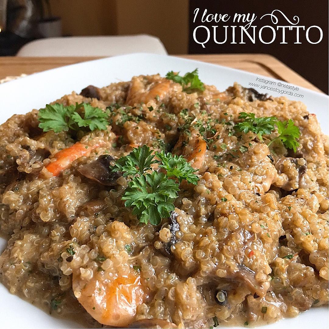 Quinotto con langostinos y setas