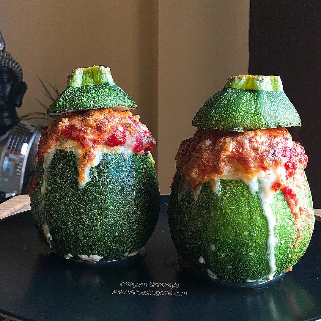 RECETA FITNESS: Calabacines luna rellenos de quinoa y pollo