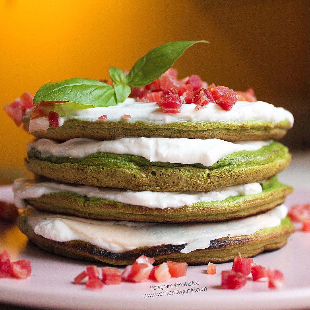 Esponjosas tortitas de avena y espinacas