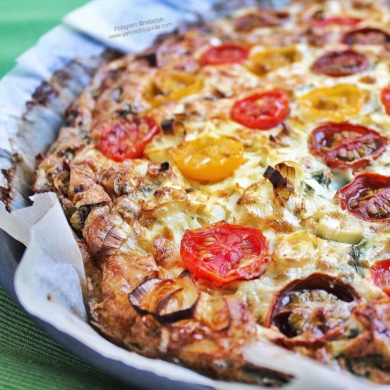 Quiche de espinacas, puerros y cherrys