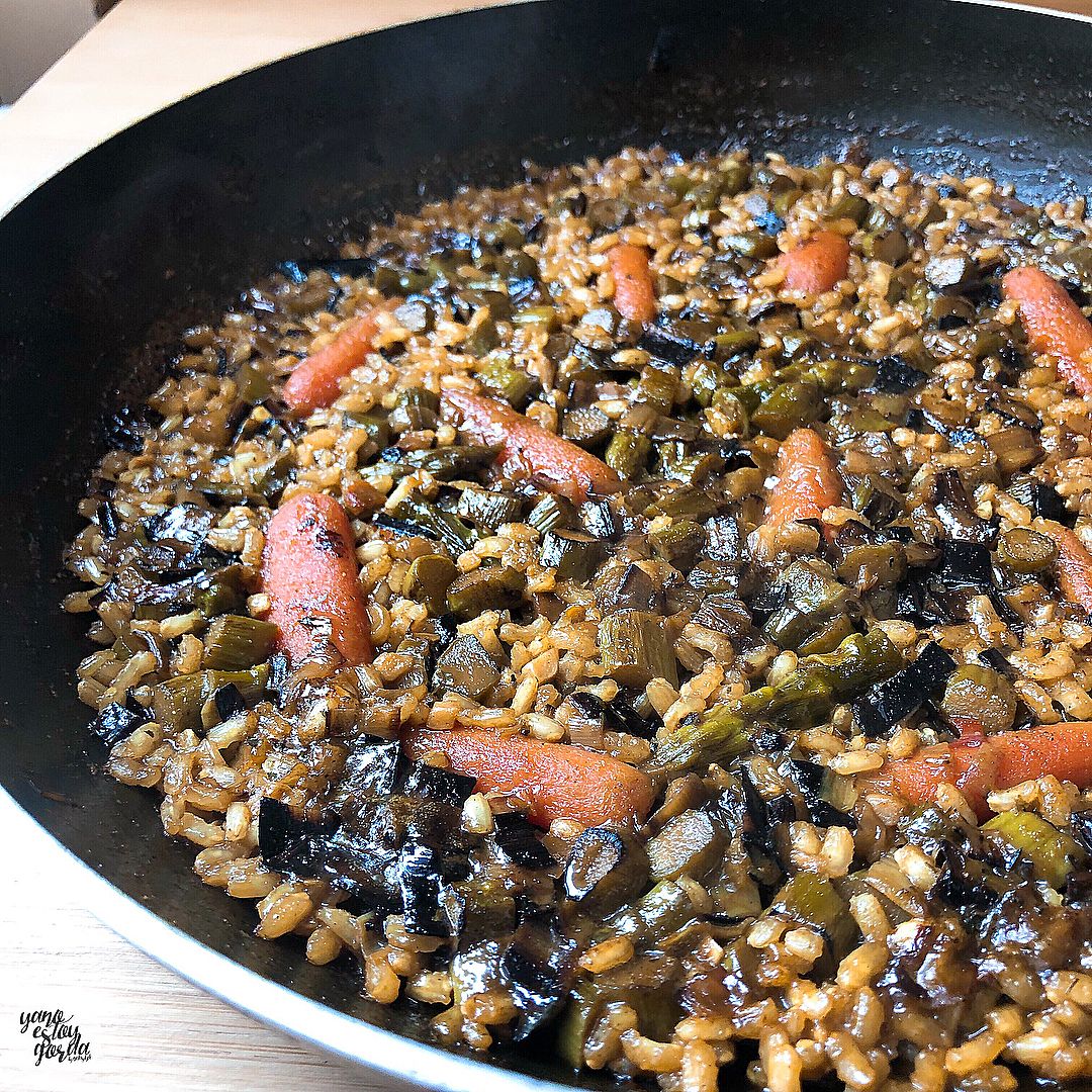 Arroz integral con espárragos Arroz integral con espárragos