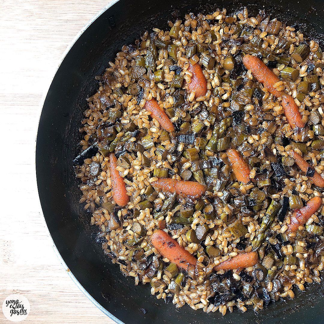 Arroz integral con espárragos Arroz integral con espárragos