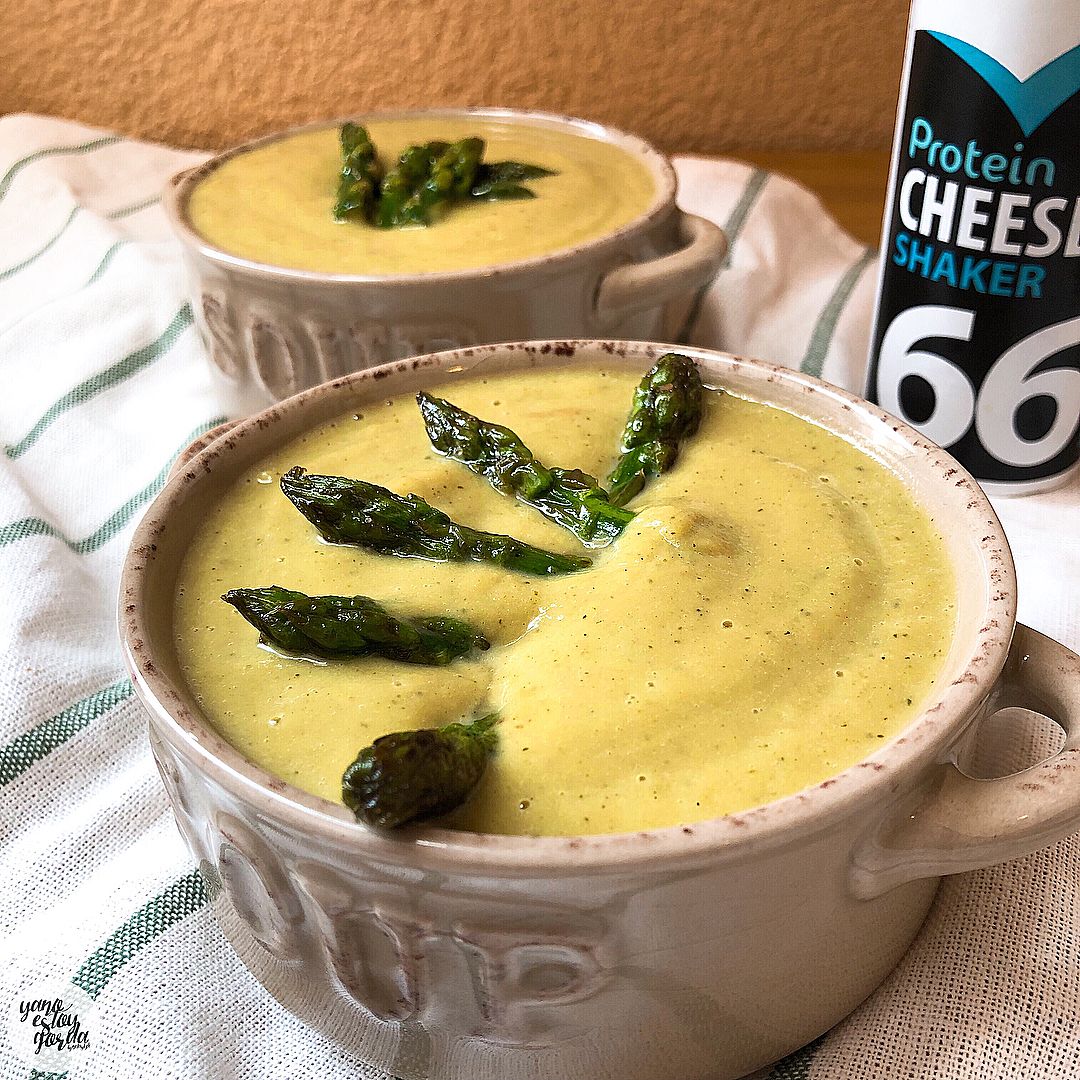 Crema de espárragos con queso proteínico Crema de espárragos con queso proteínico