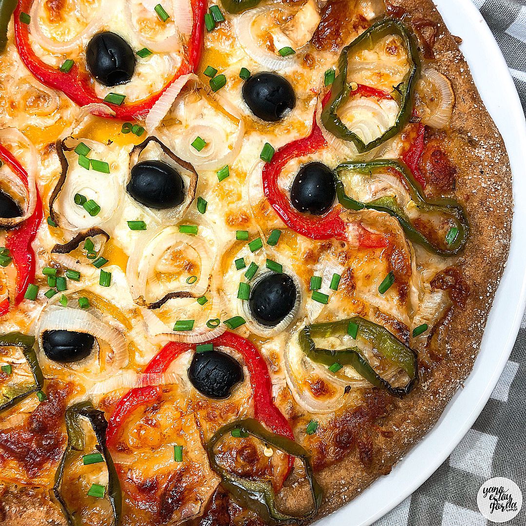 PIZZA DE ESPELTA INTEGRAL CASERA PIZZA DE ESPELTA INTEGRAL CASERA