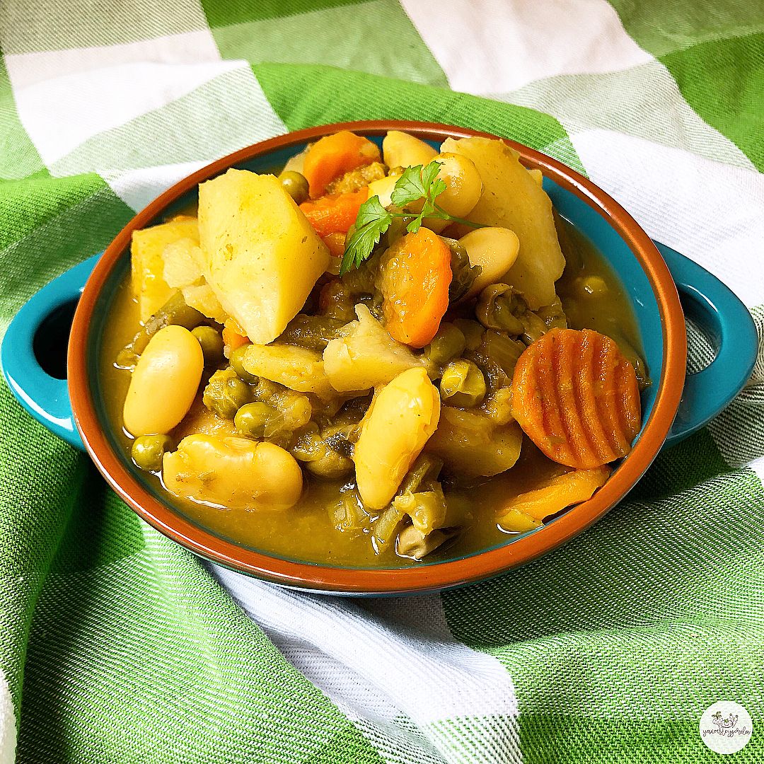 Estofado de verduras con judiones al curry Estofado de verduras con judiones al curry