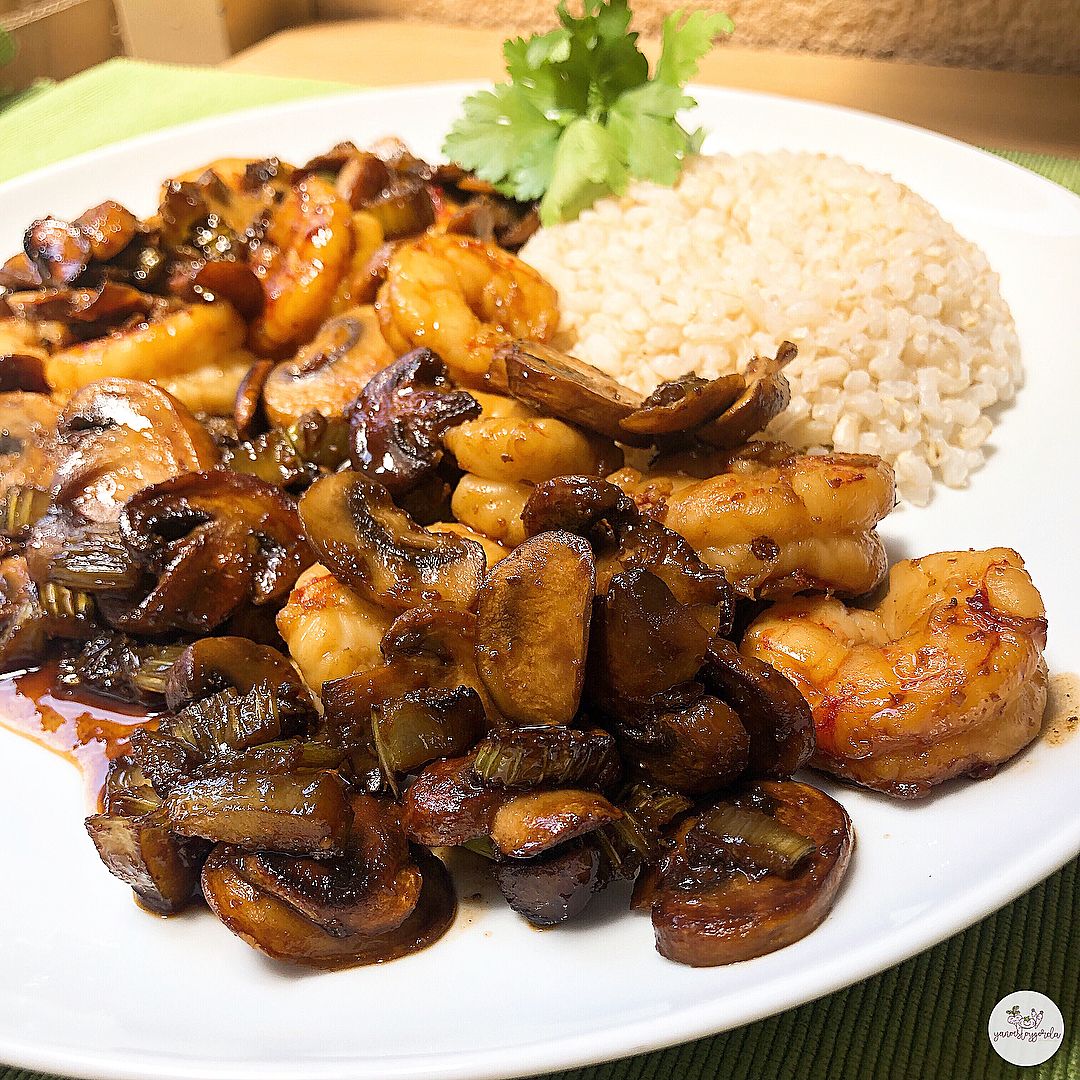 Gambones con champiñones a la soja Gambones con champiñones a la soja