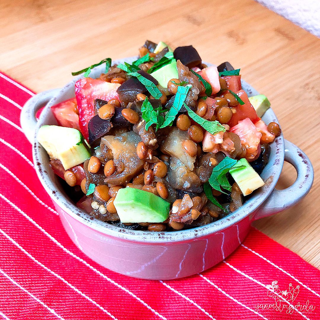Ensalada de berenjenas y lentejas