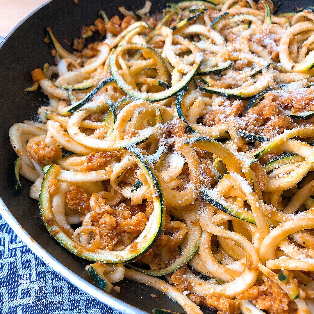 ZOODLES CON BOLOÑESA VEGANA ZOODLES CON BOLOÑESA VEGANA
