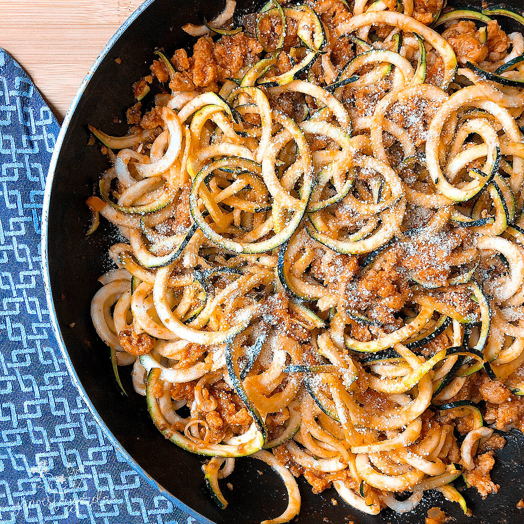 ZOODLES CON BOLOÑESA VEGANA