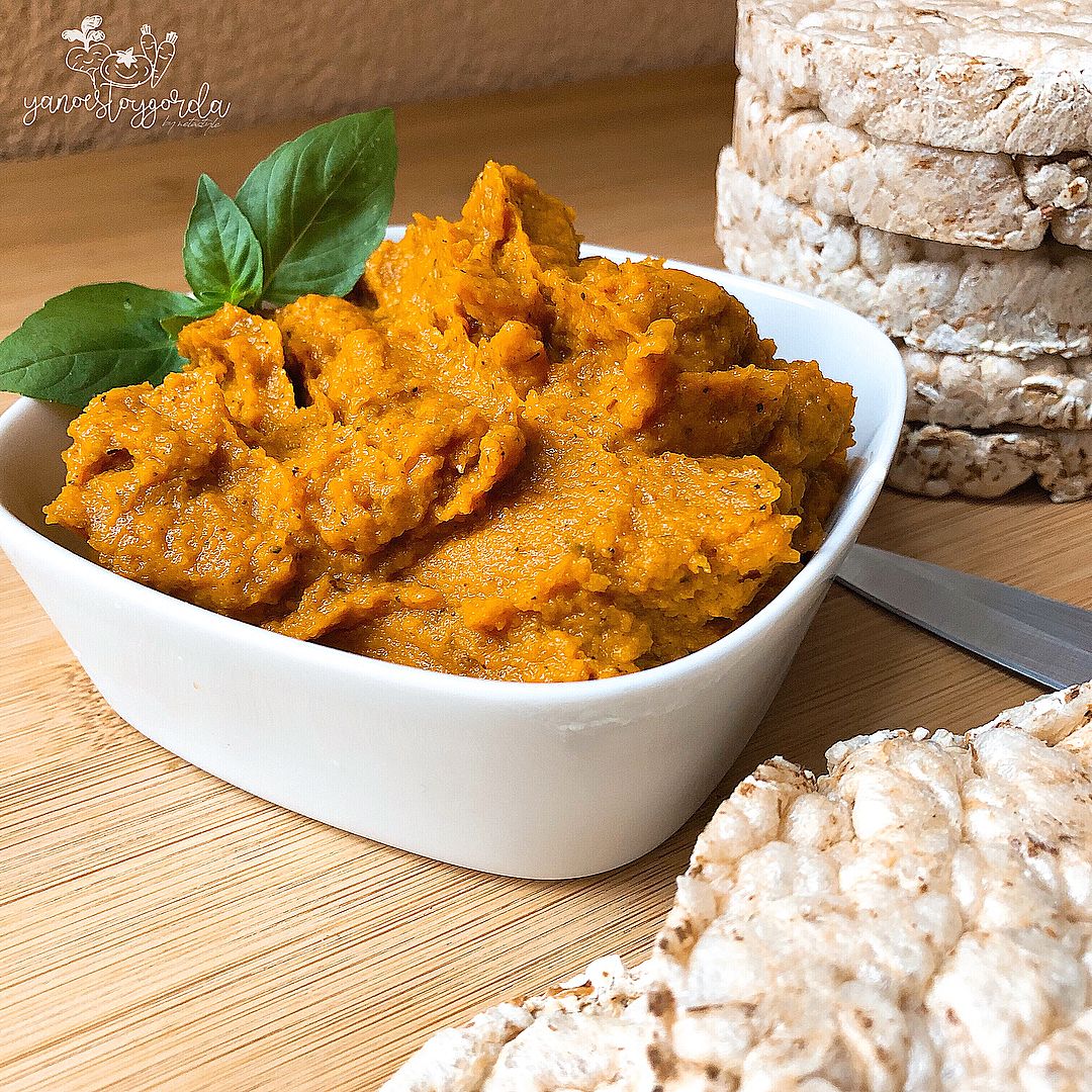 Paté de zanahorias y tomatitos asados Paté de zanahorias y tomatitos asados