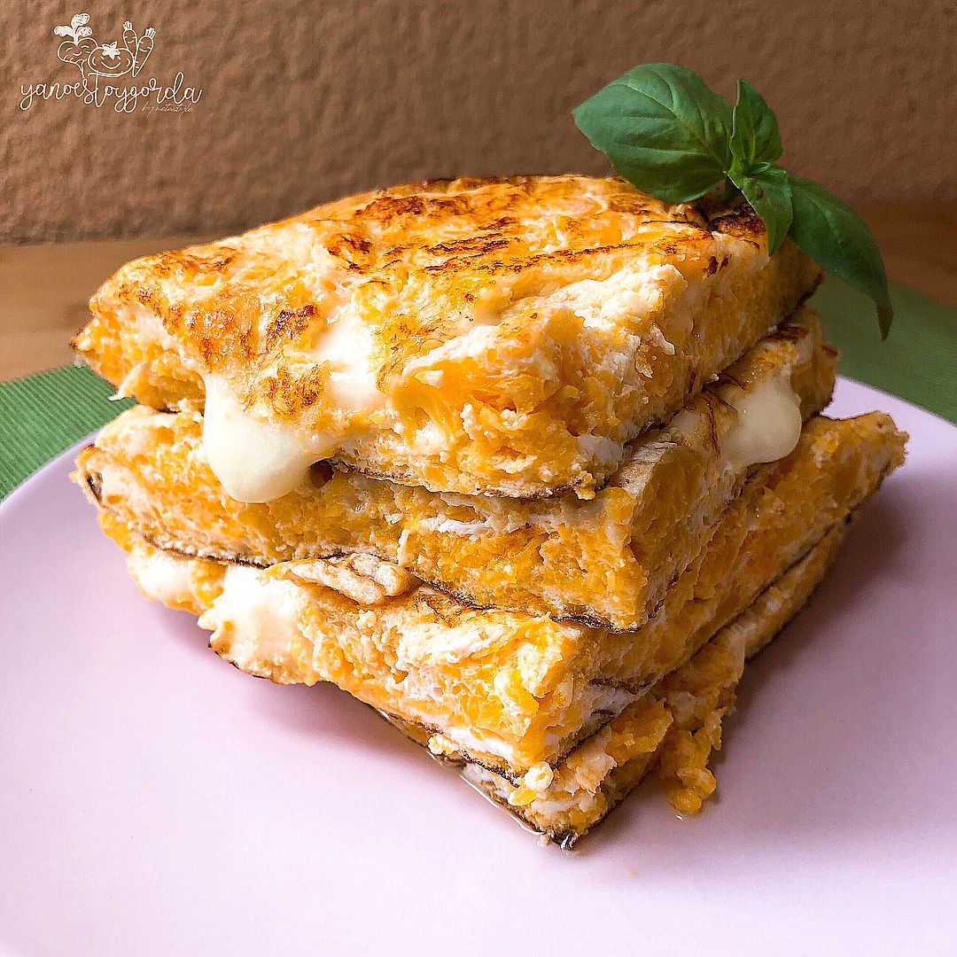 Tortilla de calabaza con queso Tortilla de calabaza con queso