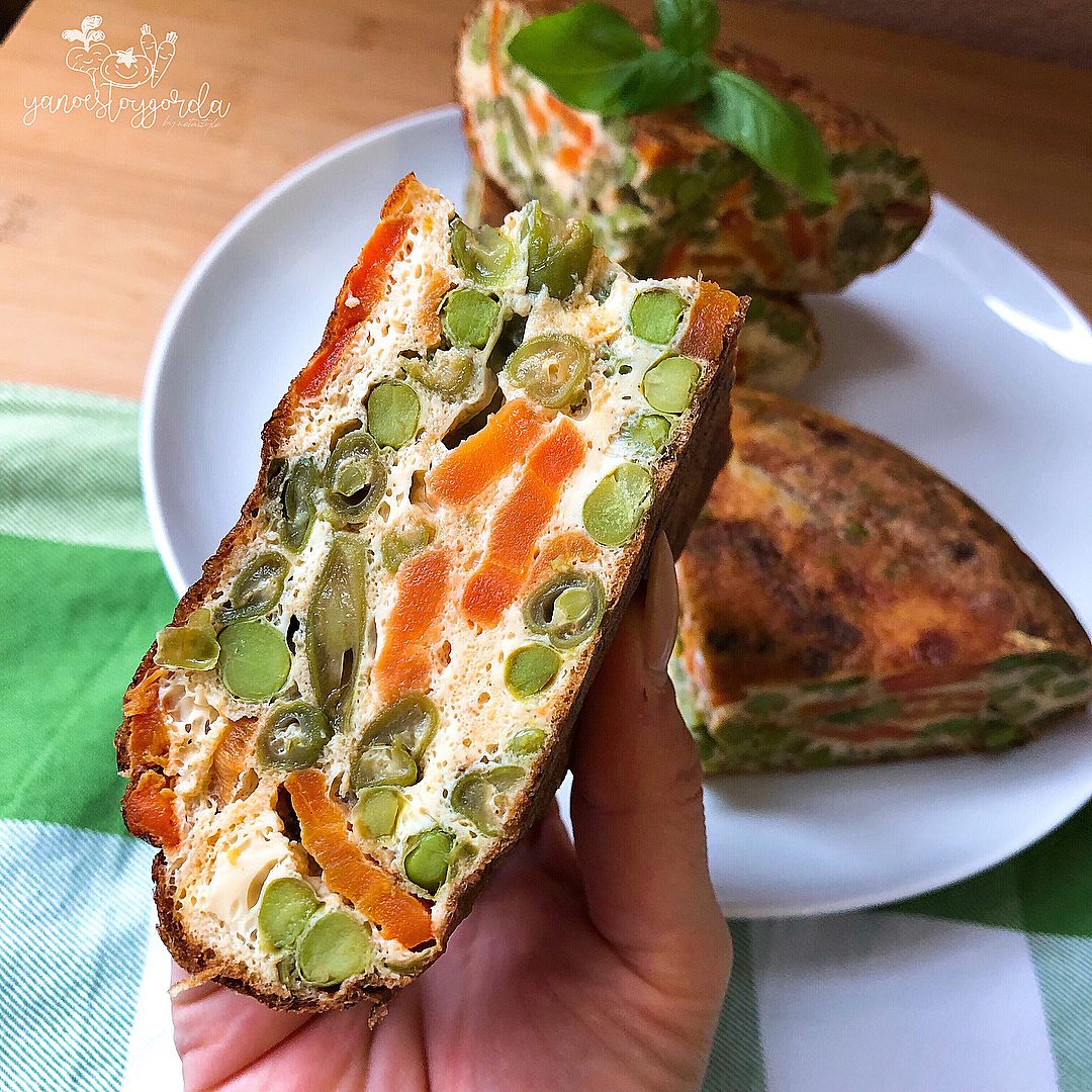 Tortilla de menestra de verduras Tortilla de menestra de verduras