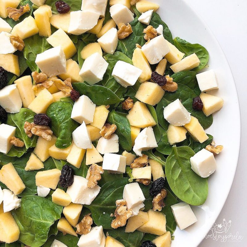 Ensalada de espinacas y manzana