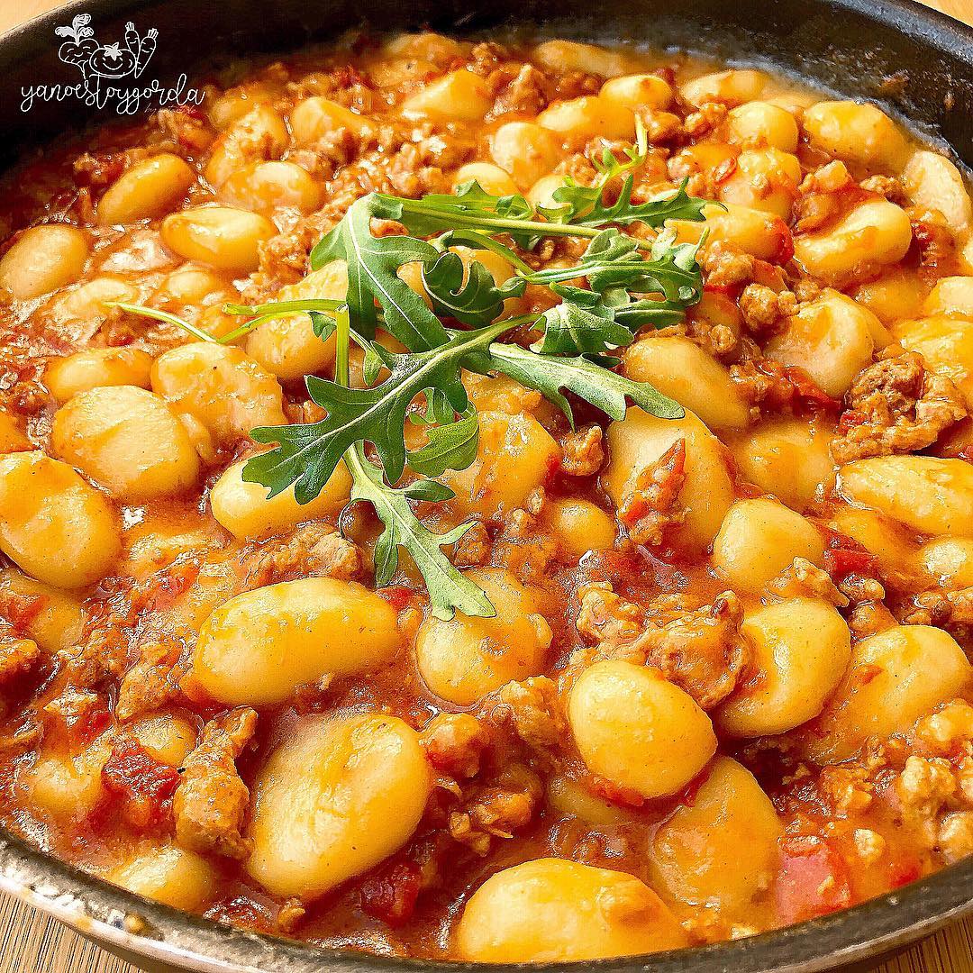 Gnocchis integrales con boloñesa vegana Gnocchis integrales con boloñesa vegana