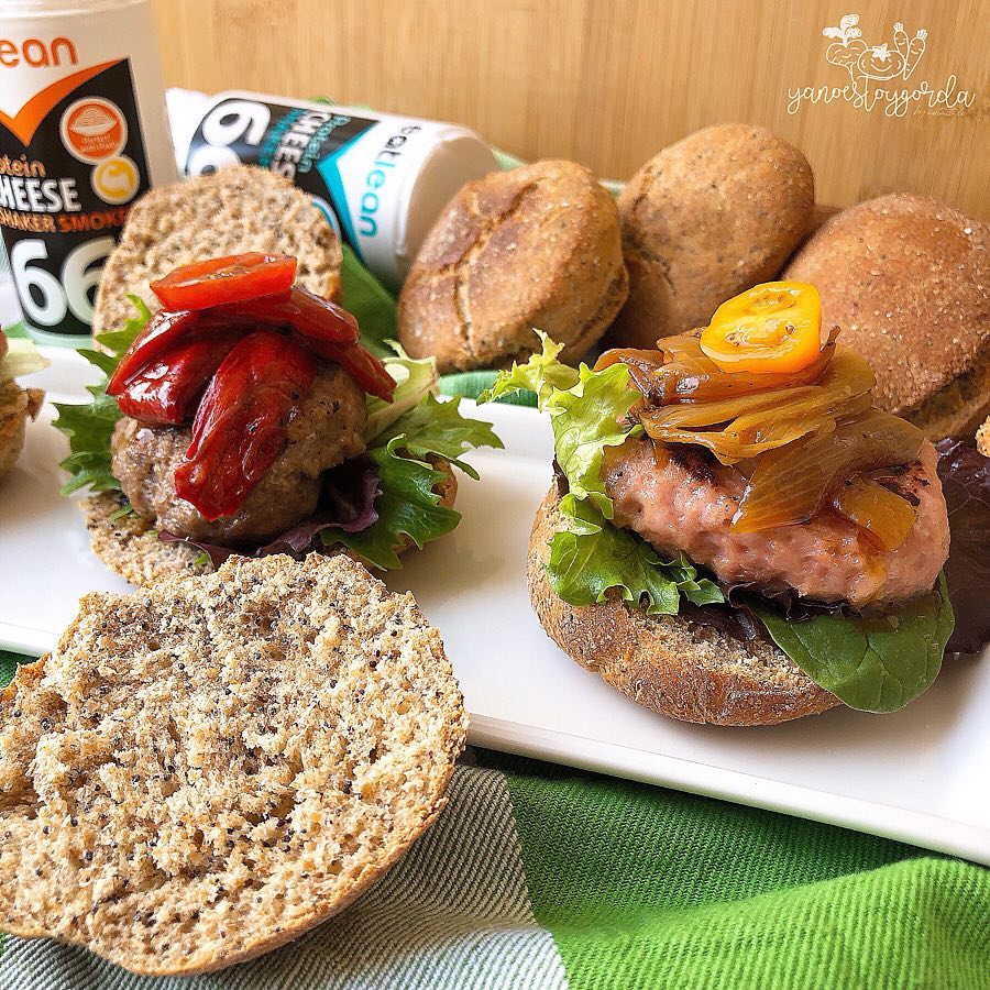 Pan de hamburguesa casero Pan de hamburguesa casero