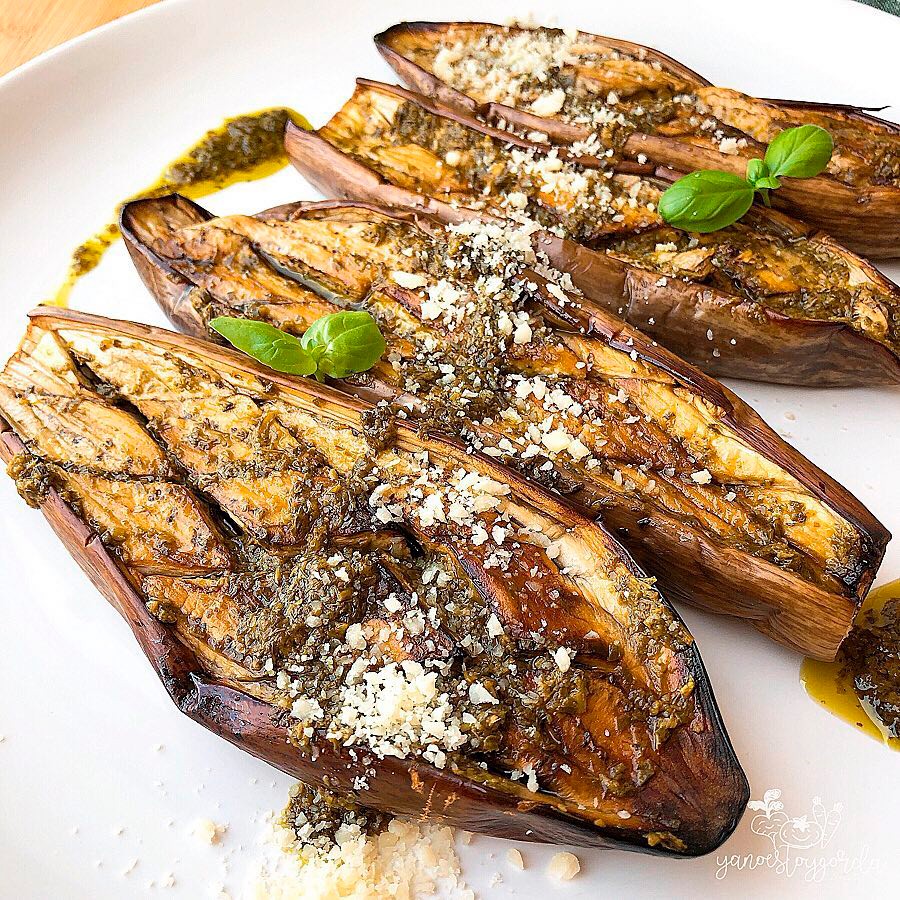 Berenjenas al pesto de anacardos