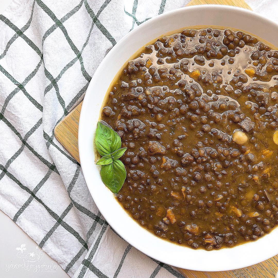 Lentejas con verduras y garbanzos Lentejas con verduras y garbanzos
