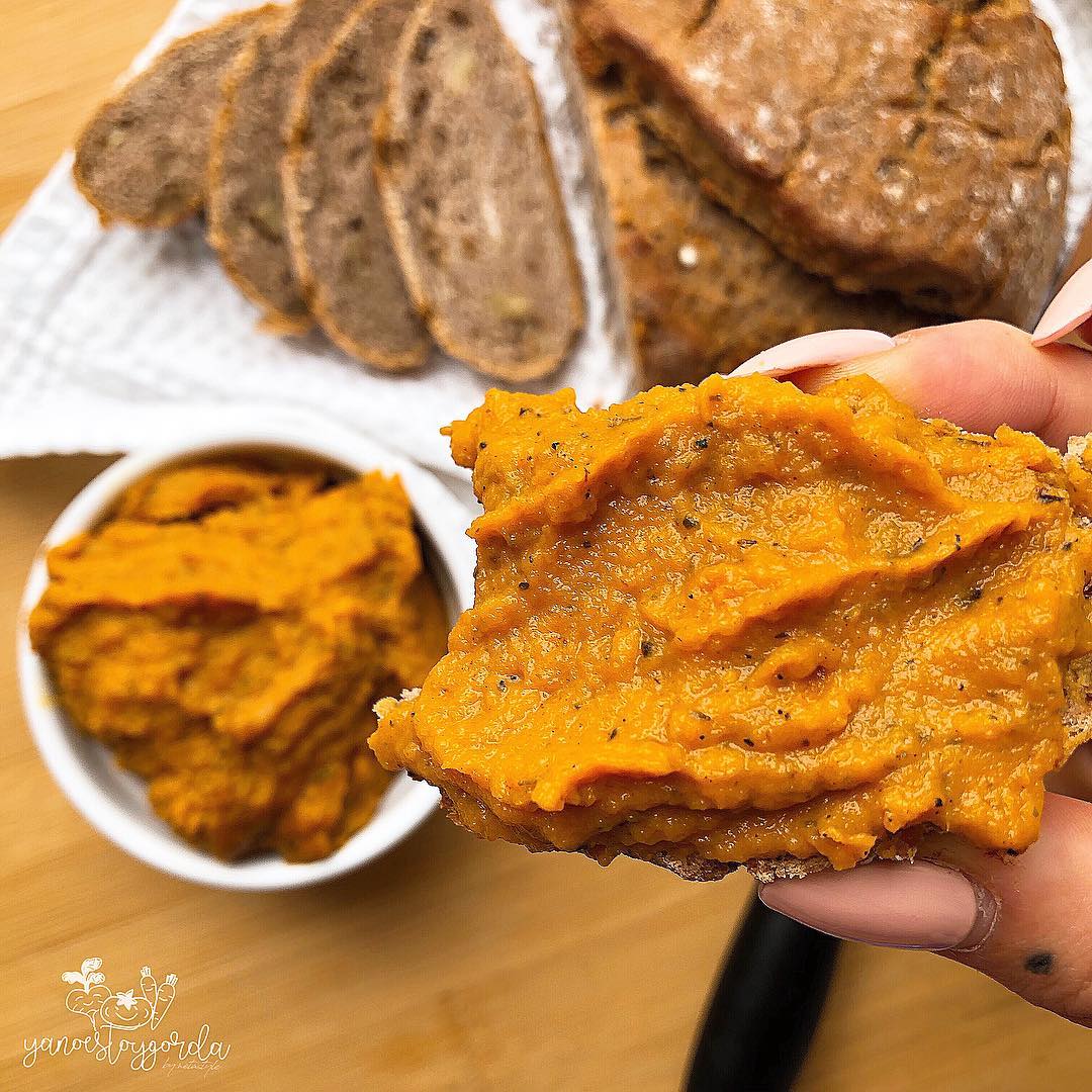 PATÉ DE ZANAHORIAS Y CEBOLLAS ASADAS