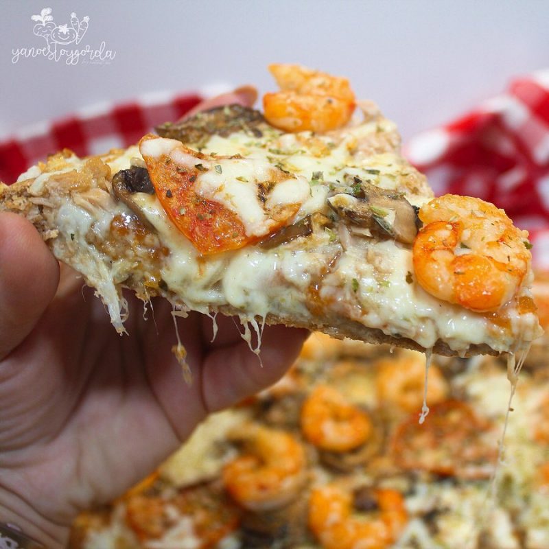 PIZZA FAMILIAR INTEGRAL MASA CLÁSICA CON FRUTOS DEL MAR