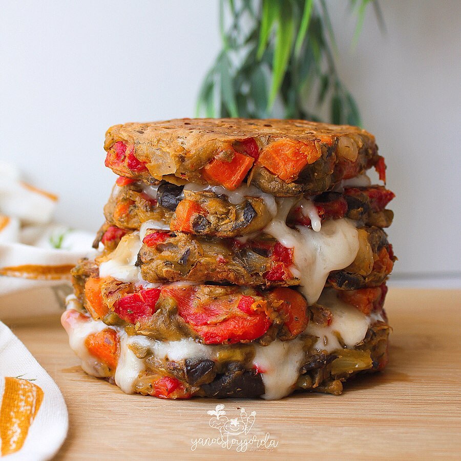 HAMBURGUESAS DE VERDURAS ASADAS