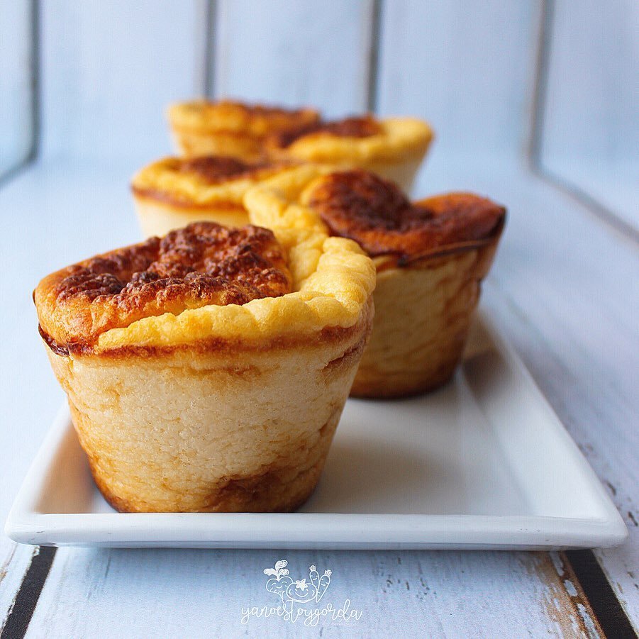 PASTELITOS DE QUESO AL MICROONDAS