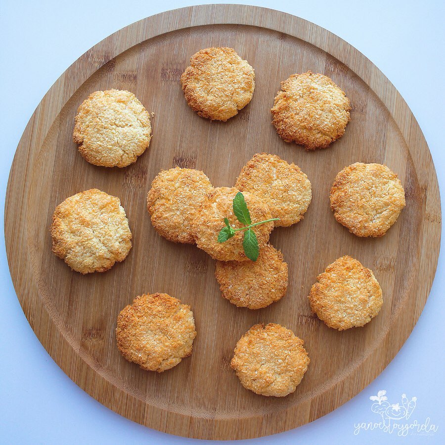 GALLETAS DE COCO ALTAS EN PROTEÍNA GALLETAS DE COCO ALTAS EN PROTEÍNA