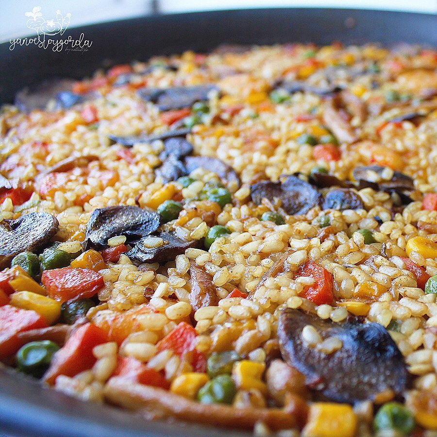ARROZ CON VERDURAS Y GAMBONES ARROZ CON VERDURAS Y GAMBONES