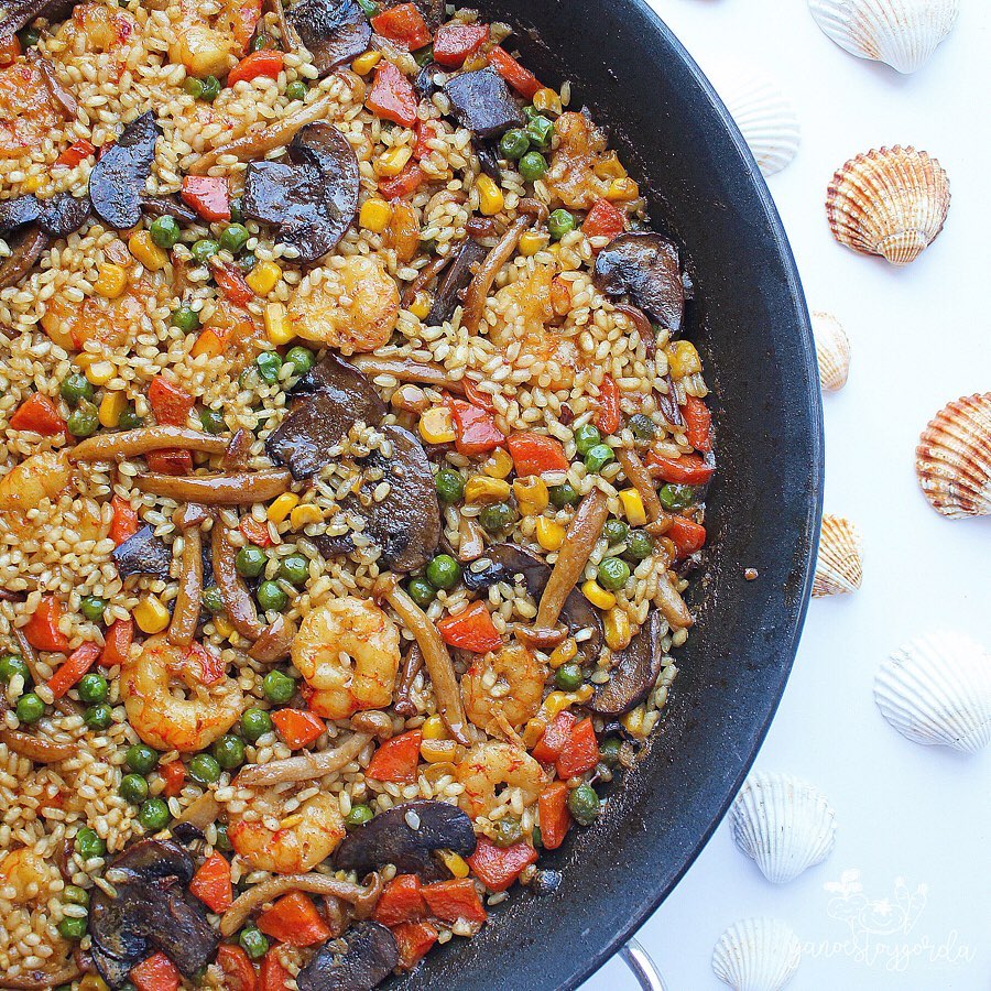 ARROZ CON VERDURAS Y GAMBONES