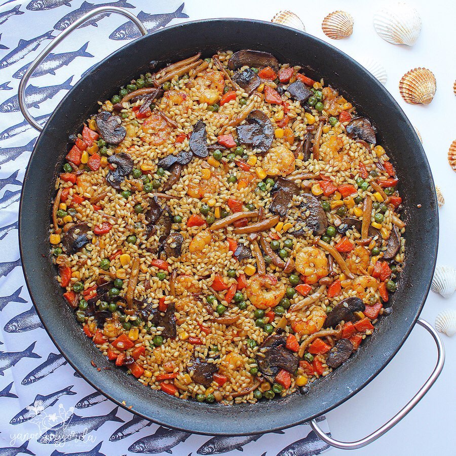 ARROZ CON VERDURAS Y GAMBONES ARROZ CON VERDURAS Y GAMBONES