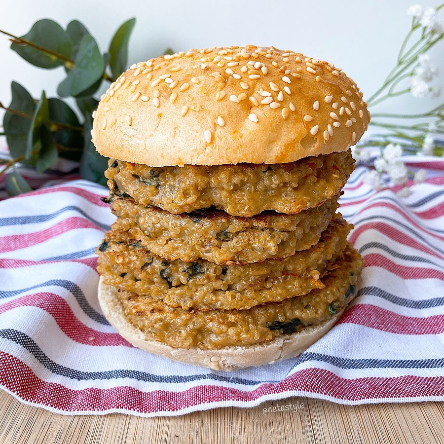 HAMBURGUESAS DE QUINOA Y ESPINACAS