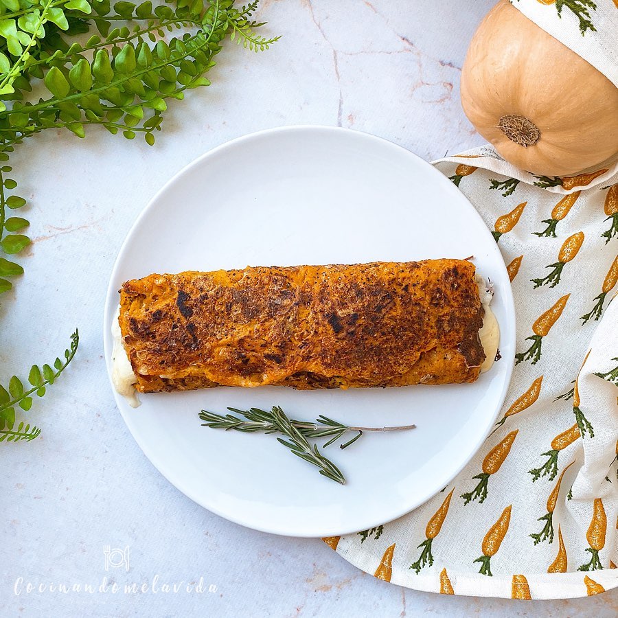 ENROLLADO DE CALABAZA CON QUESO