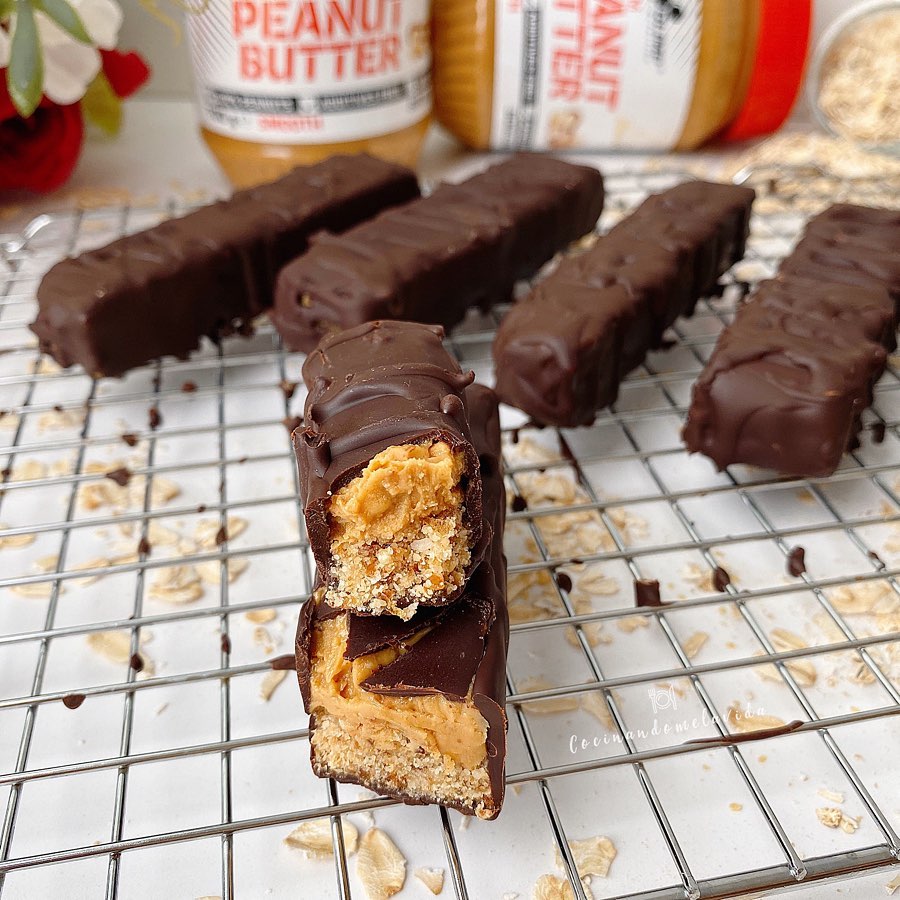 BARRITAS DE CHOCOLATE Y CACAHUETE