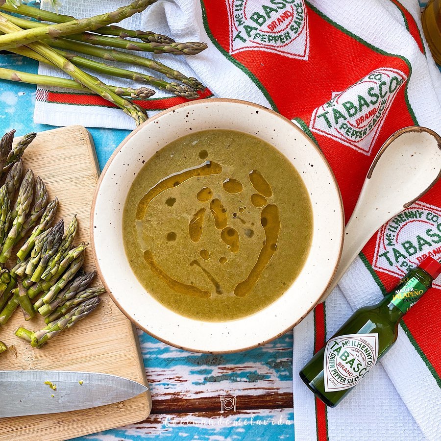 SOPA DE ESPÁRRAGOS TRIGUEROS