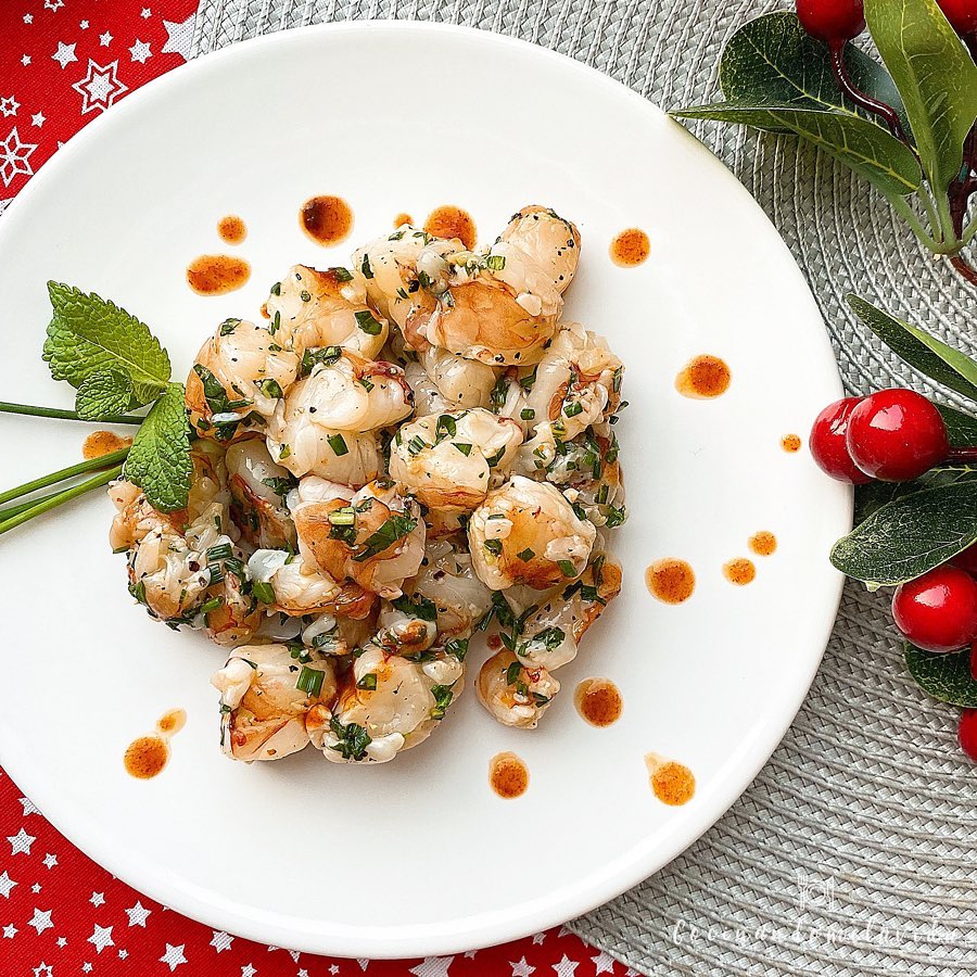 TARTAR DE GAMBONES MARINADOS