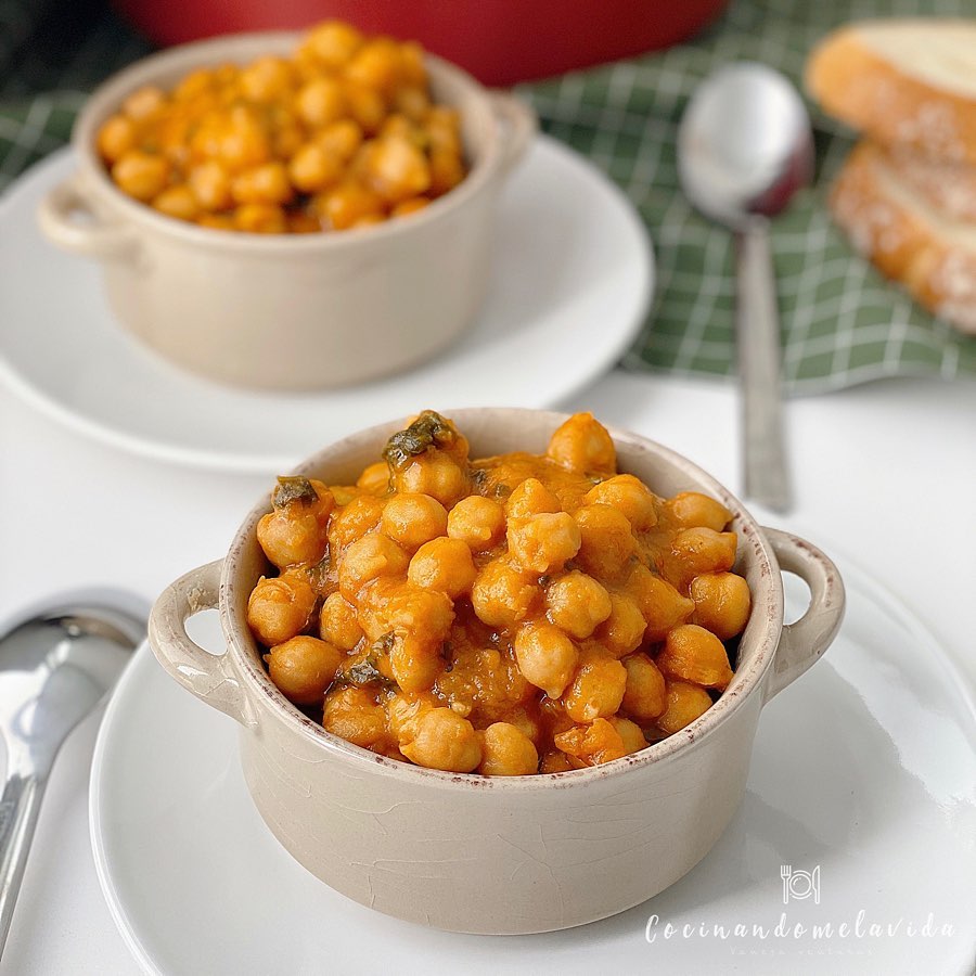 POTAJE DE GARBANZOS CON CALABAZA Y ESPINACAS