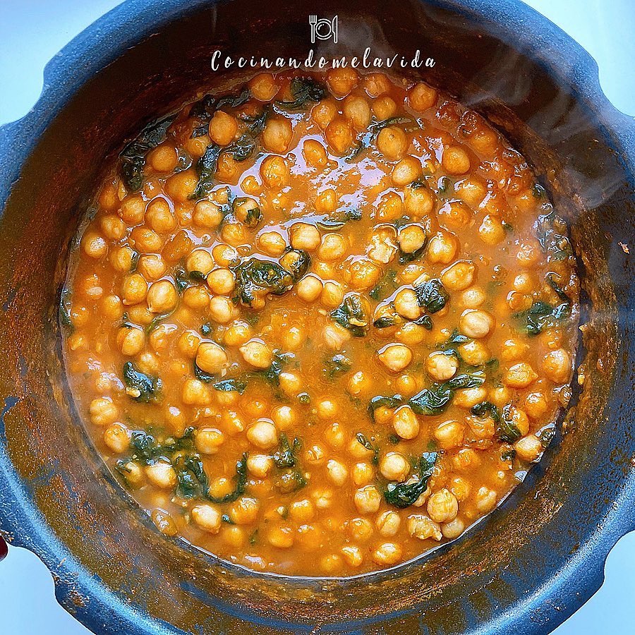 POTAJE DE GARBANZOS CON CALABAZA Y ESPINACAS
