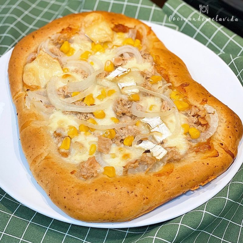 PIZZA DE ESPELTA CON ATÚN