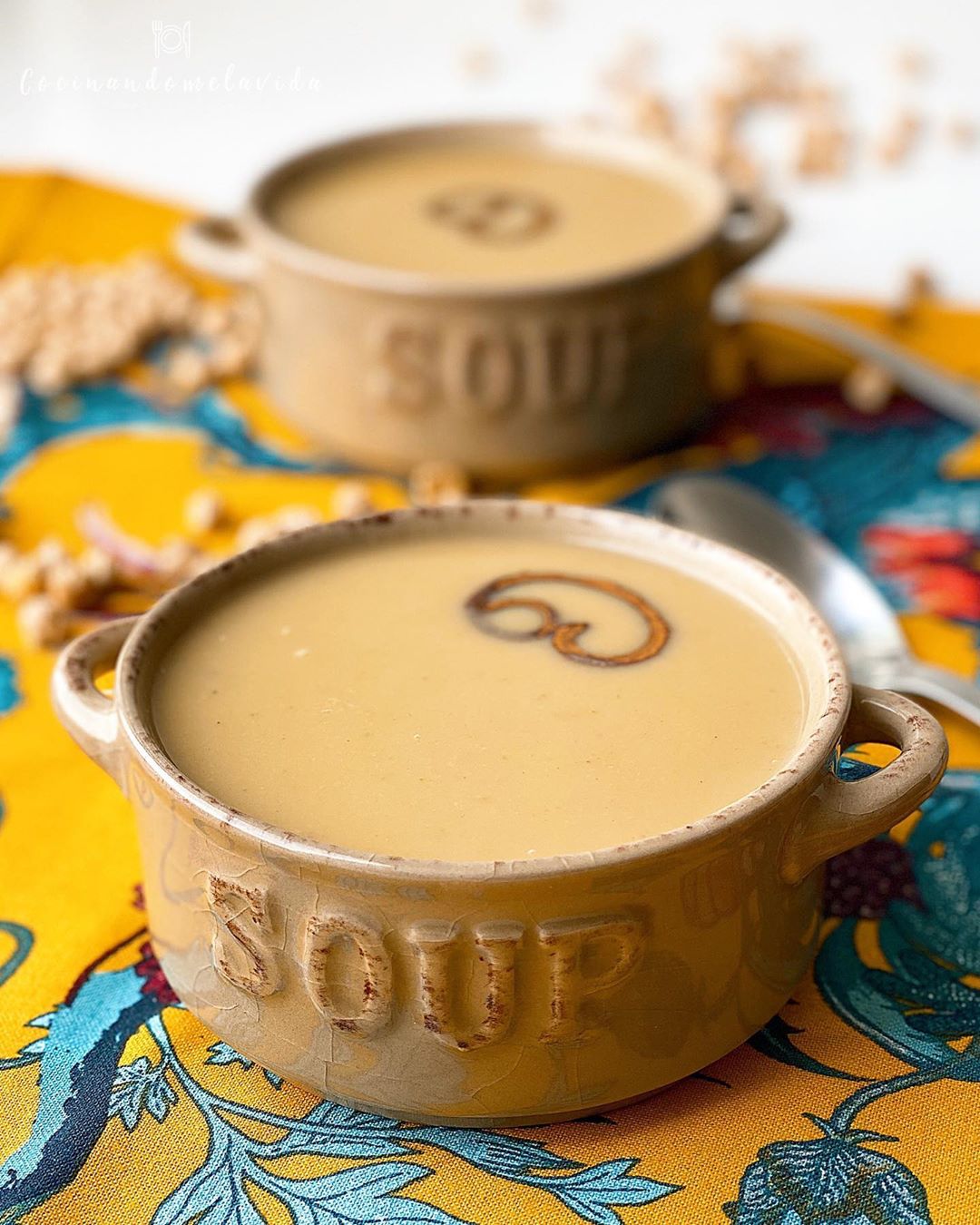 SOPA DE GARBANZOS CON CANELA