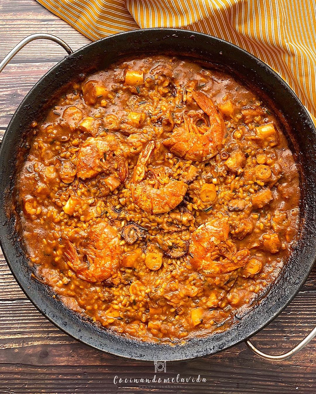ARROZ CON PULPO Y GAMBONES