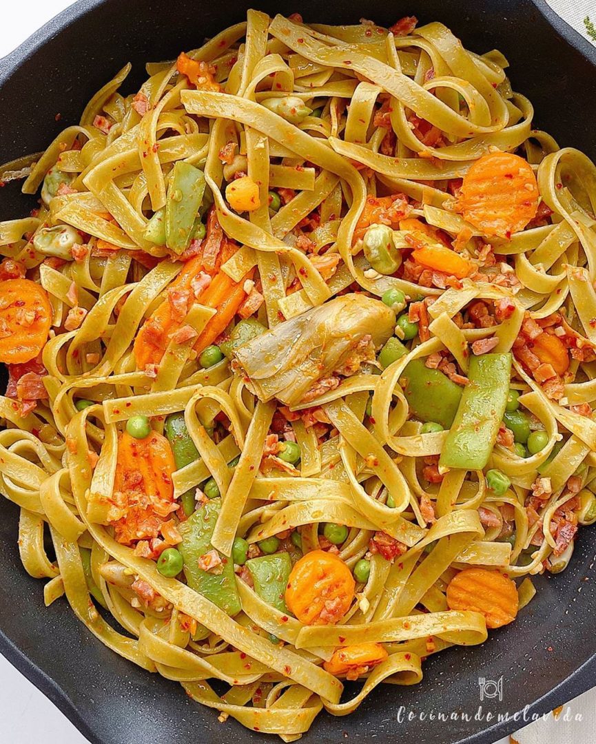 NIDOS DE PASTA CON MENESTRA Y JAMÓN
