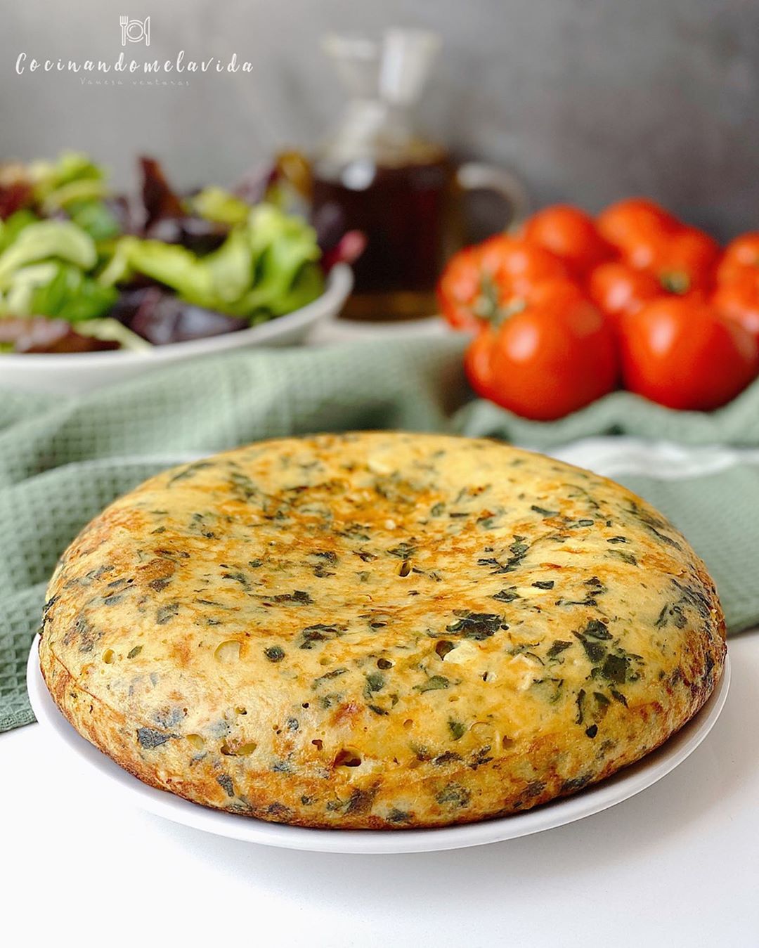 TORTILLA DE PATATAS, ESPINACAS Y QUESO DE CABRA