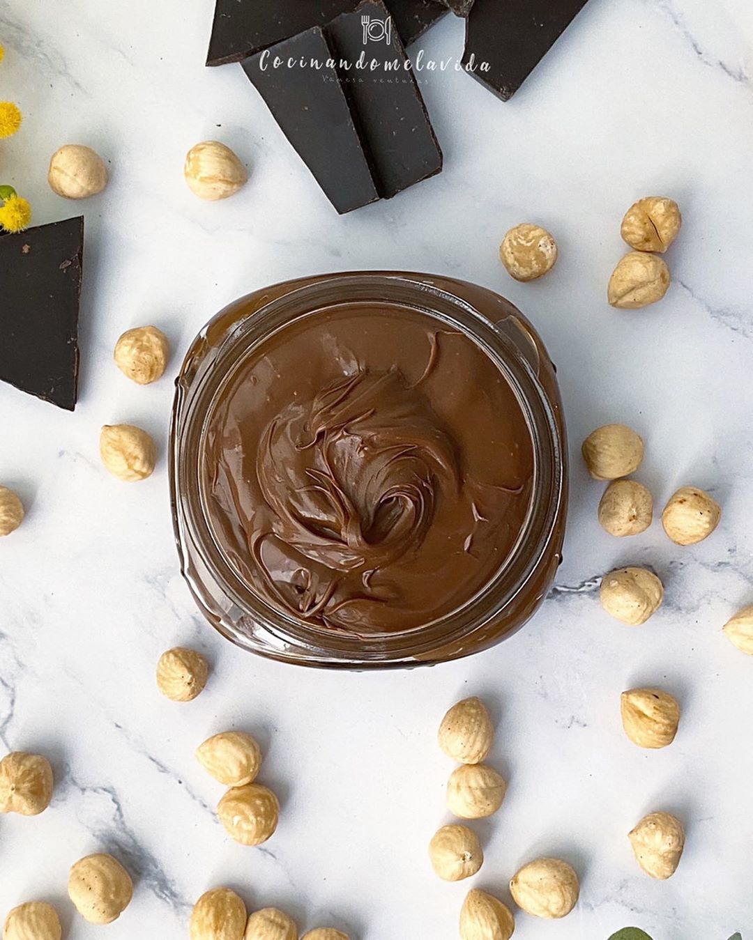 CREMA DE AVELLANAS Y CHOCOLATE SALUDABLE