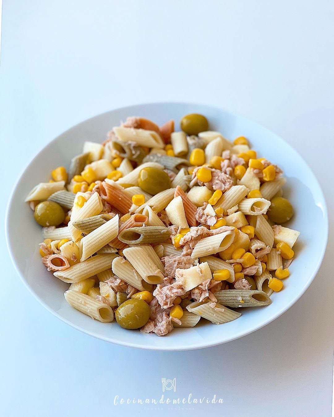 ENSALADA DE PASTA CON ATÚN ENSALADA DE PASTA CON ATÚN