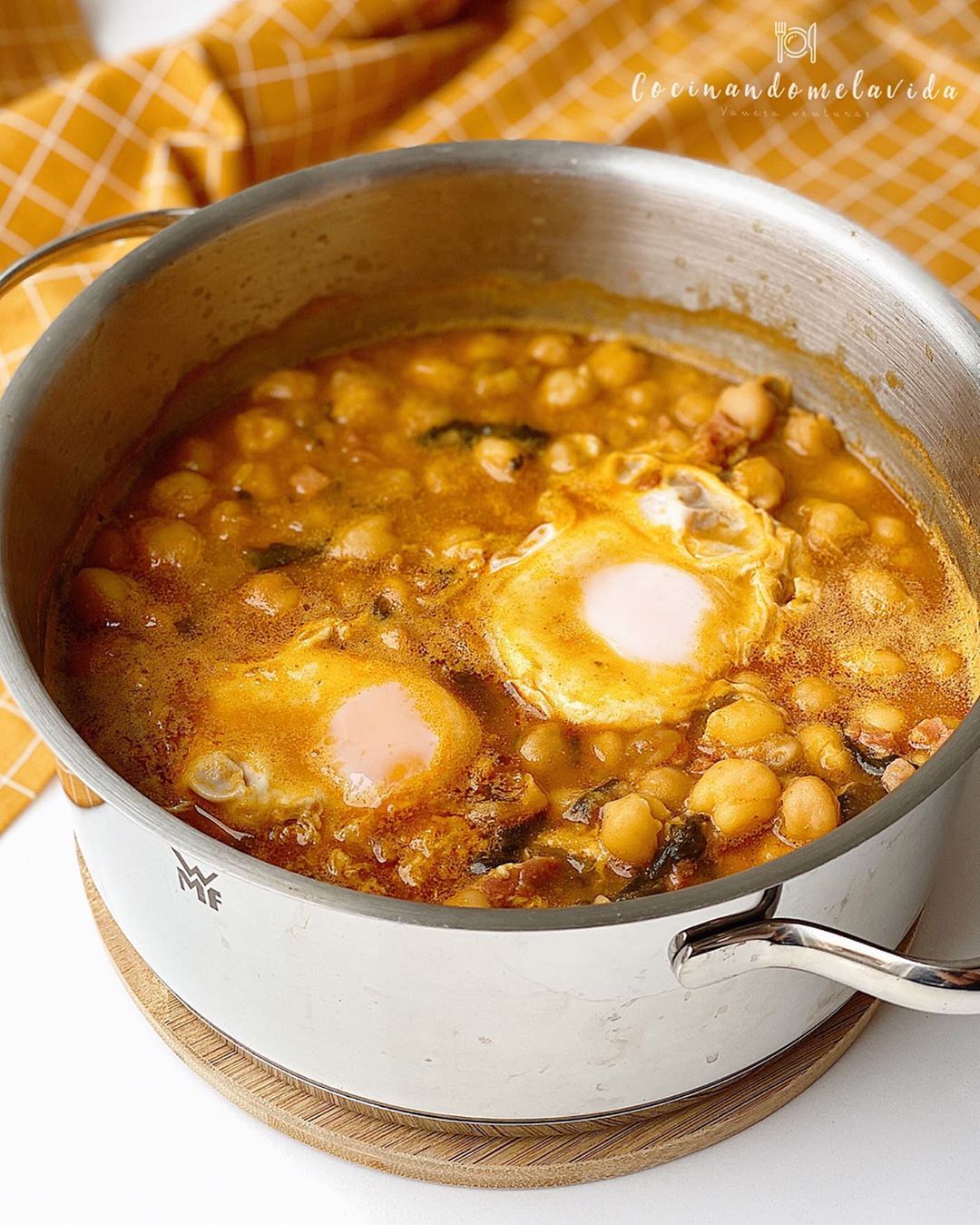 POTAJE EXPRESS DE GARBANZOS Y ESPINACAS