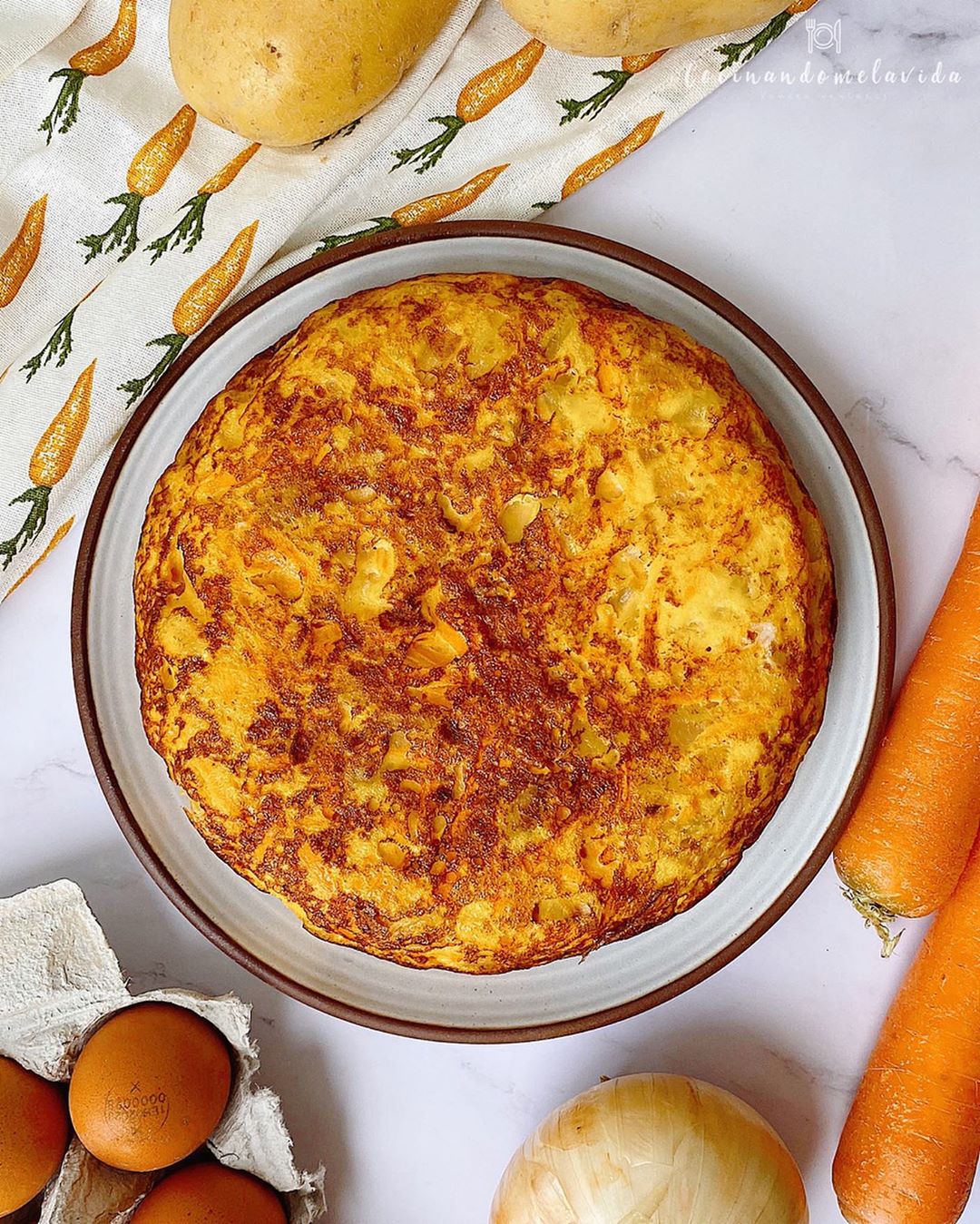 TORTILLA DE PATATAS Y ZANAHORIA