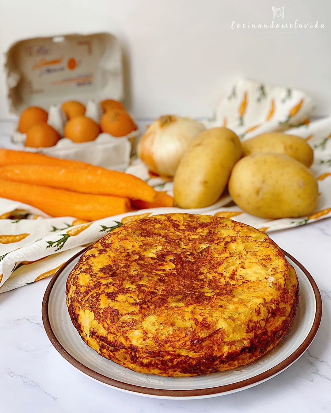 TORTILLA DE PATATAS Y ZANAHORIA