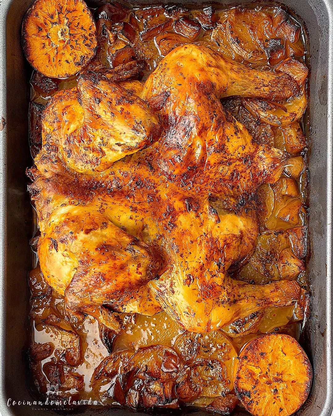 POLLO AL HORNO CON PATATAS